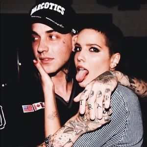 Meet your Posher, Johnathon